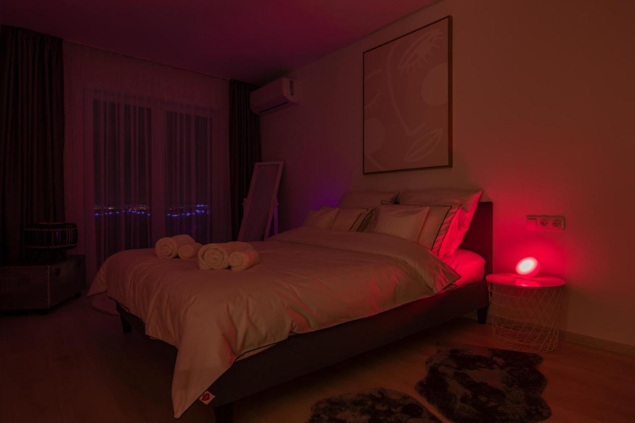 Amazing Condo In Brasov By Valentino - Free Garage Parking Braşov Exterior foto