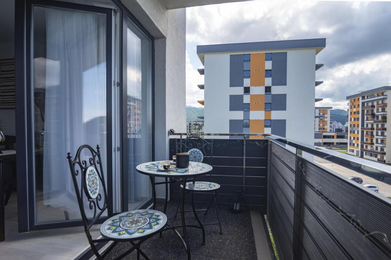 Amazing Condo In Brasov By Valentino - Free Garage Parking Braşov Exterior foto
